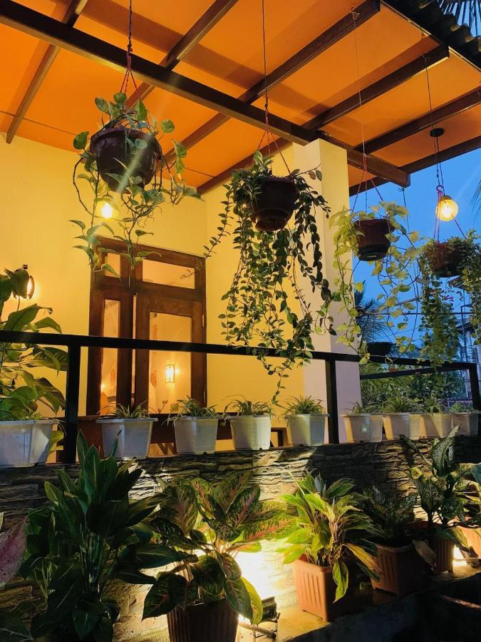 Art House Hotel Dikwella Exterior foto