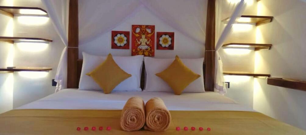 Art House Hotel Dikwella Exterior foto